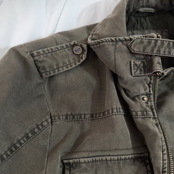 Levi's Men's Cargo/Utility Jacket (Army Green) - Picture 7 of 8